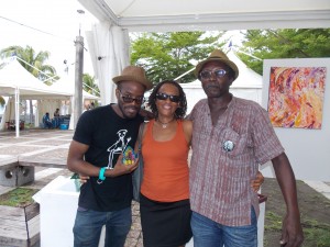 [cml_media_alt id='562']Jowee Omicil et joëlle Vielet en compagnie d'Alex sur notre stand[/cml_media_alt]